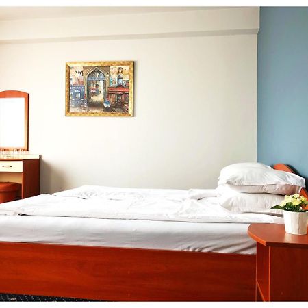 Hotel Rahovets Gorna Orjahovica Kültér fotó
