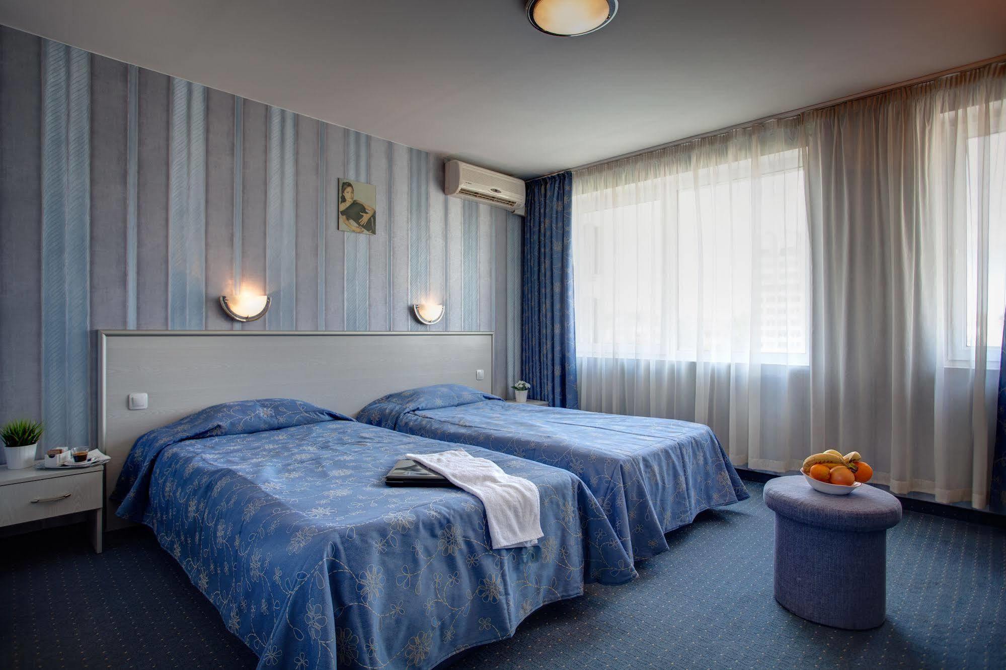 Hotel Rahovets Gorna Orjahovica Kültér fotó