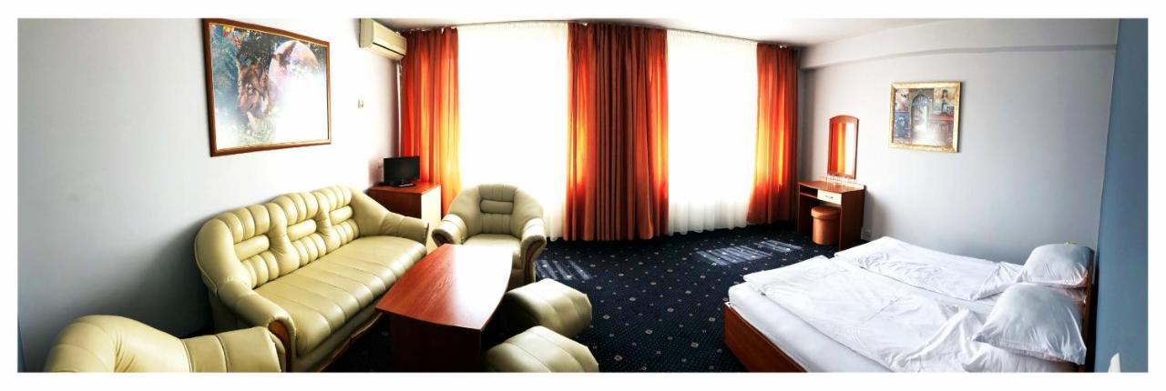 Hotel Rahovets Gorna Orjahovica Kültér fotó